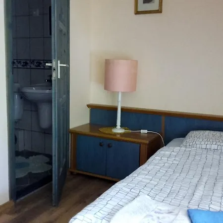 ゲストハウス Rudolf's Fogado 3*